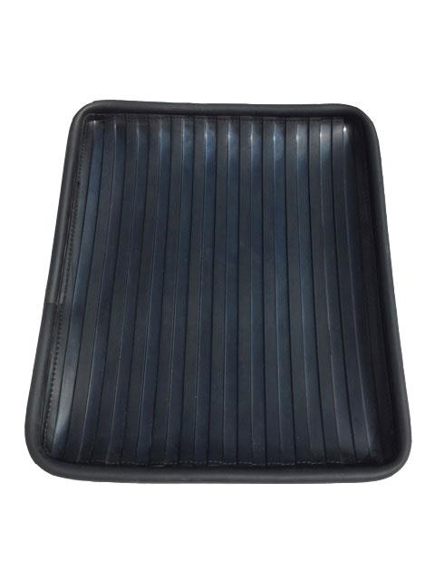 Gummimåtte med 1cm påsyet gummikant til van, op til 2 m længde.